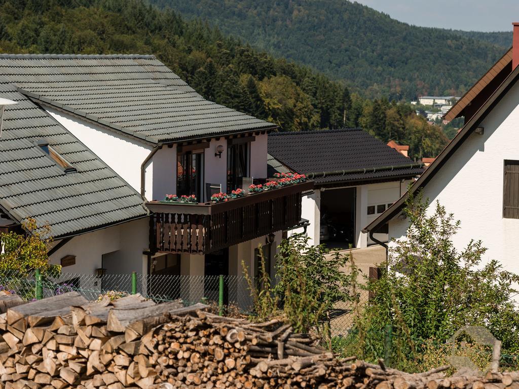 Ferienwohnungen Eva-Maria Bad Herrenalb Exterior photo